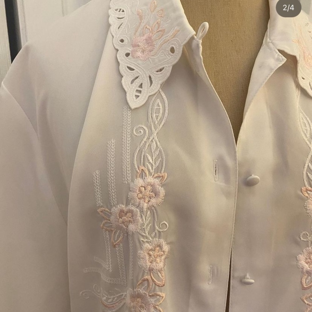 Blouse - Picture 2 of 2